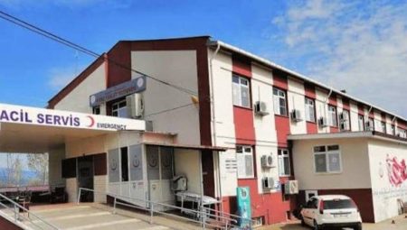 Yeni iddia! Kiraz Devlet Hastanesi Müdürü Kurum Aracı ile Alkollu Mekanlara Gidiyor!